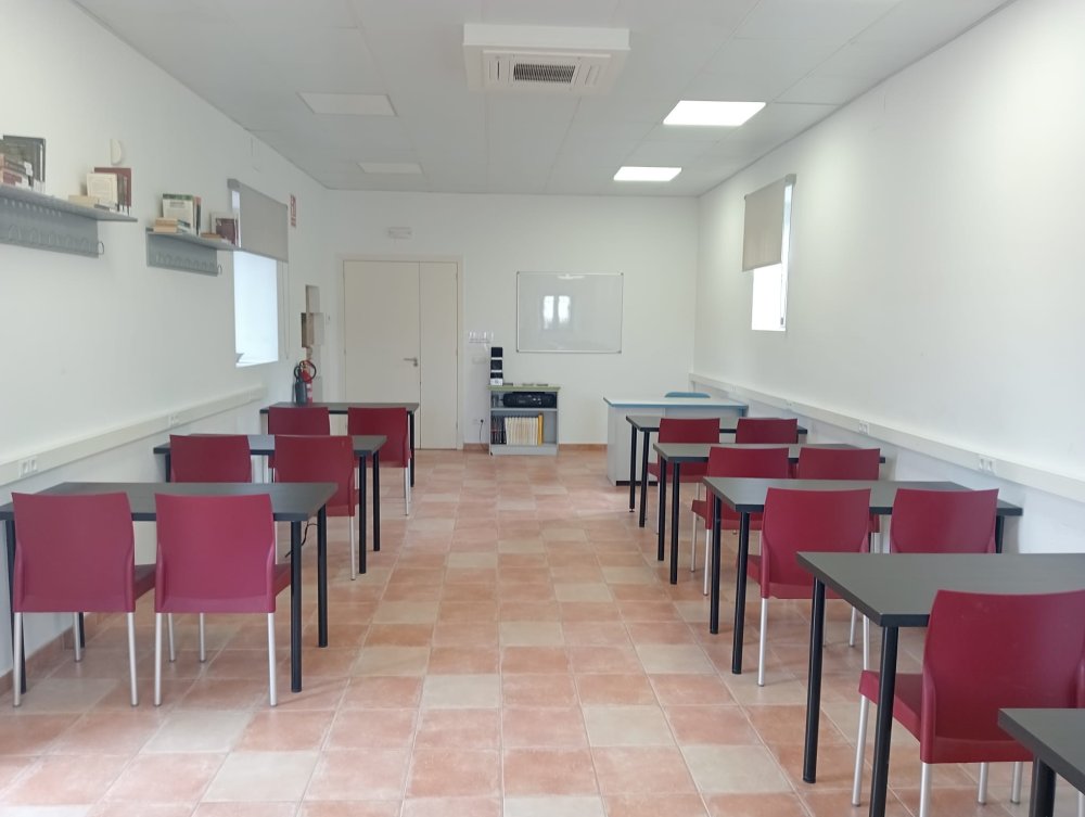 [ADGG0408] Certificat professional  d'Operacions auxiliars de serveis administratius i generals - RIELLS I VIABREA
